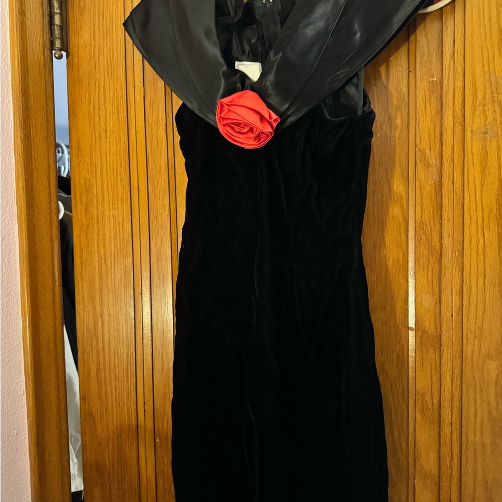 Gunne Sax Black Velvet Strapless Dress with Red Rose Detail
